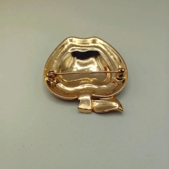 Fashion Apple Brooch Gold Tone Textured w/ Floral Border Teacher - Picture 8 of 11